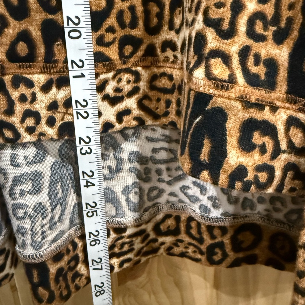 Leopard Print Scoop Neck Women’s Top - Brown/Black - Picture 8 of 8